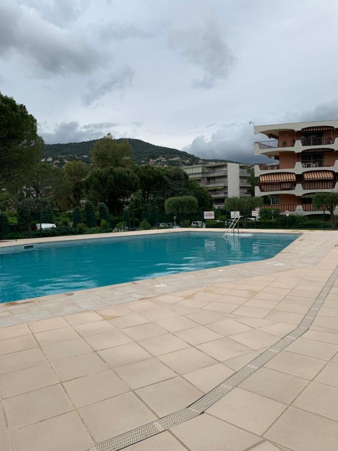 Appartement Aux 3 Rivieres A Mandelieu Экстерьер фото